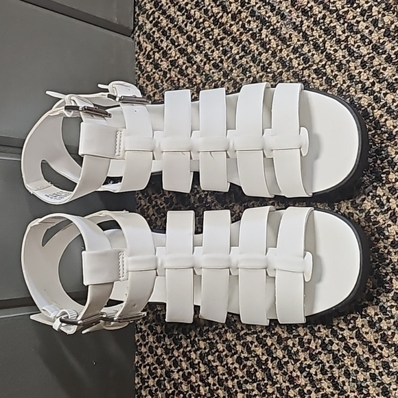 NWOB SO Sandle Heels size 9 - Picture 2 of 8